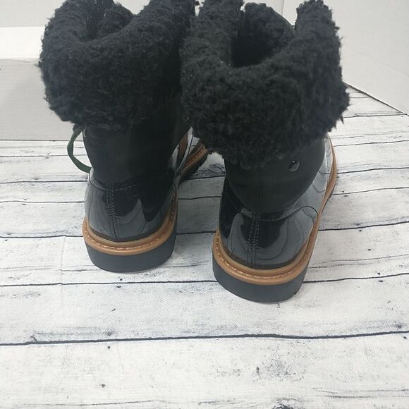 CAT Footwear 'Hub Fur' Black Patent/Nubuck Leather Fur Cuff Boot womans SZ 8M - Picture 5 of 10